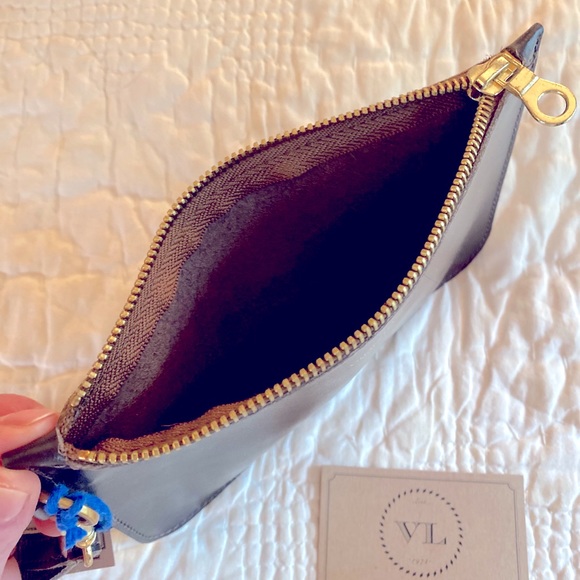 β¨ NWT Village Leathers Italian Leather Wristlet β Handmade in London! β¨ - Picture 4 of 5